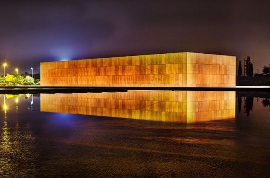 Ir a la noticia La Universidad de Alicante e Hidraqua firman un convenio para mejorar la accesibilidad en el MUA y ofrecer conferencias en las sedes universitarias