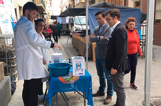 Ir a la noticia Bigastro y Cox se adhieren a la campaña de Hidraqua para concienciar a la ciudadanía sobre el uso correcto de la red de saneamiento