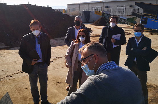 Ir a la noticia Hidraqua y la UMH concluyen el estudio para desarrollo de compost a escala industrial y de alta calidad procedente de lodos de depuradora