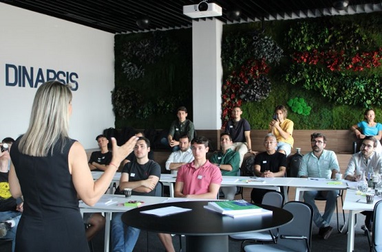 Ir a la noticia Dinapsis Valencia acoge el BootCamp del Climate LaunchPad 2023, la décima edición de la mayor competición de ecoideas del mundo