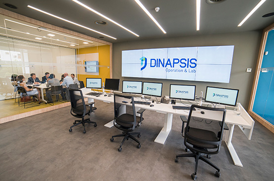 Ir a la noticia Dinapsis presenta en Madrid sus proyectos de inteligencia artificial durante el IX Congreso Nacional de Innovación y Servicios Públicos